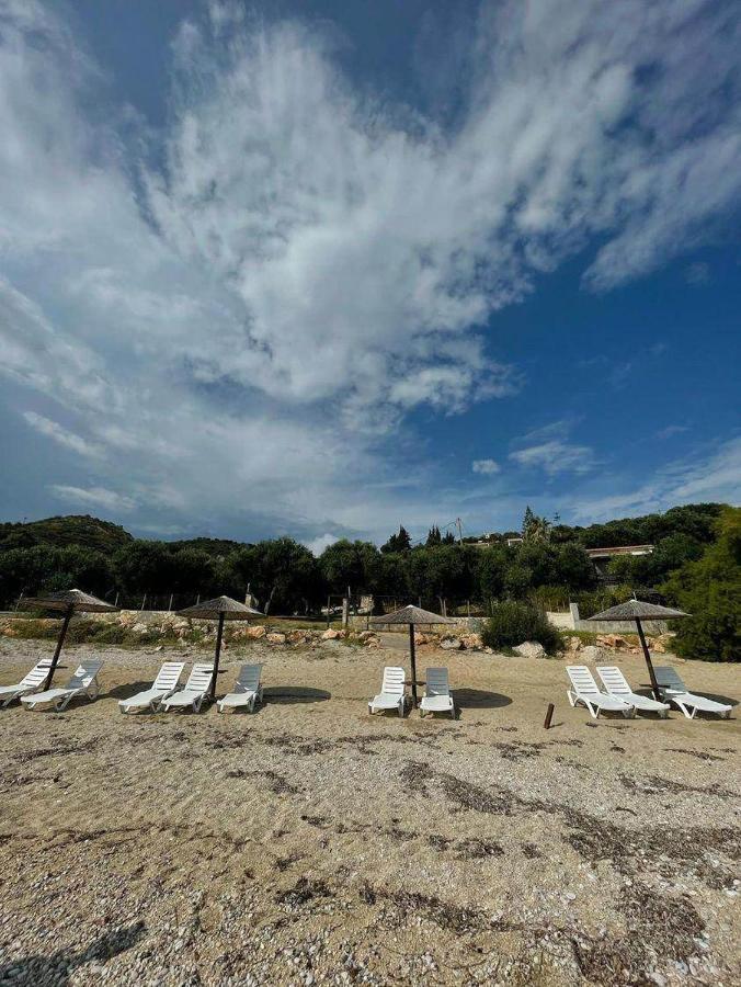 The Happiness Of Vangelis Paralia Vrachou Esterno foto